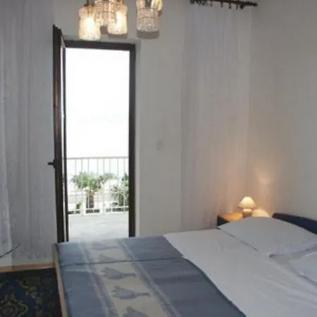 Teta Marija Apartman Crikvenica